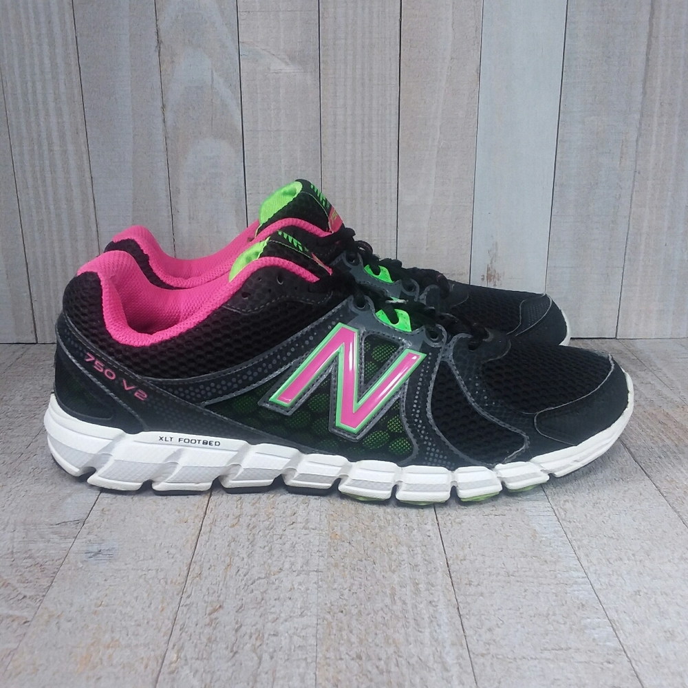 New Balance 750v2 Running Sneaker